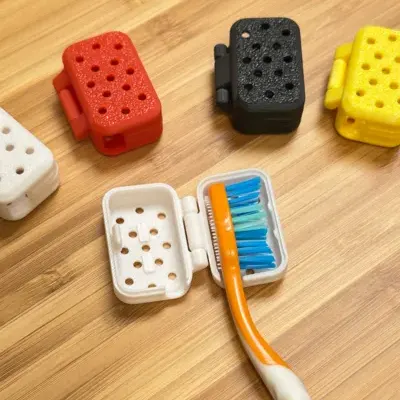 Simple toothbrush travel case